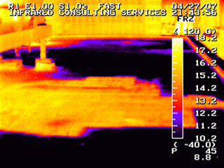 infrared-testing-service-image-roofmoisture-hot